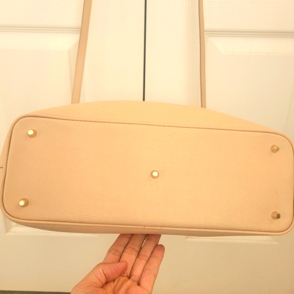 🤎🩵🤎 NWOT FURLA Linda Beige Saffiano Leather Top Handle Satchel & Crossbody - Picture 7 of 16